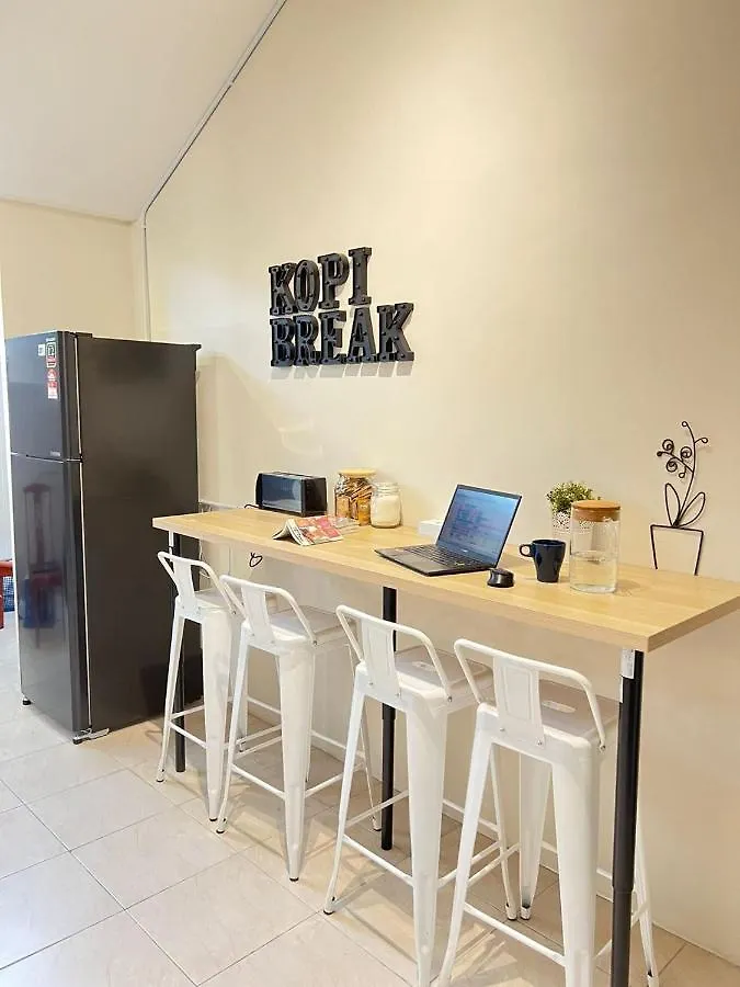 Myroom Georgetown, Off Jalan Burma, Gurney Drive George Town
